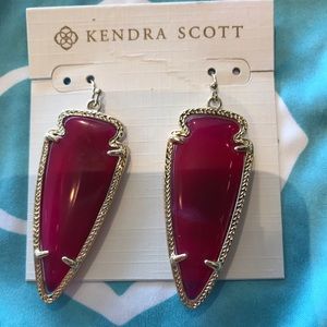 Kendra Scott Skylar Earrings in Maroon Jade